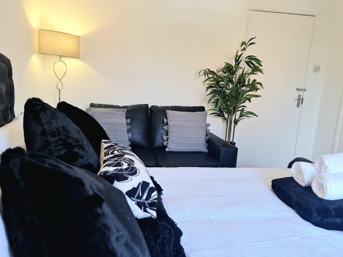 Immaculate 3-Bedrooms Dundee Apartment エクステリア 写真