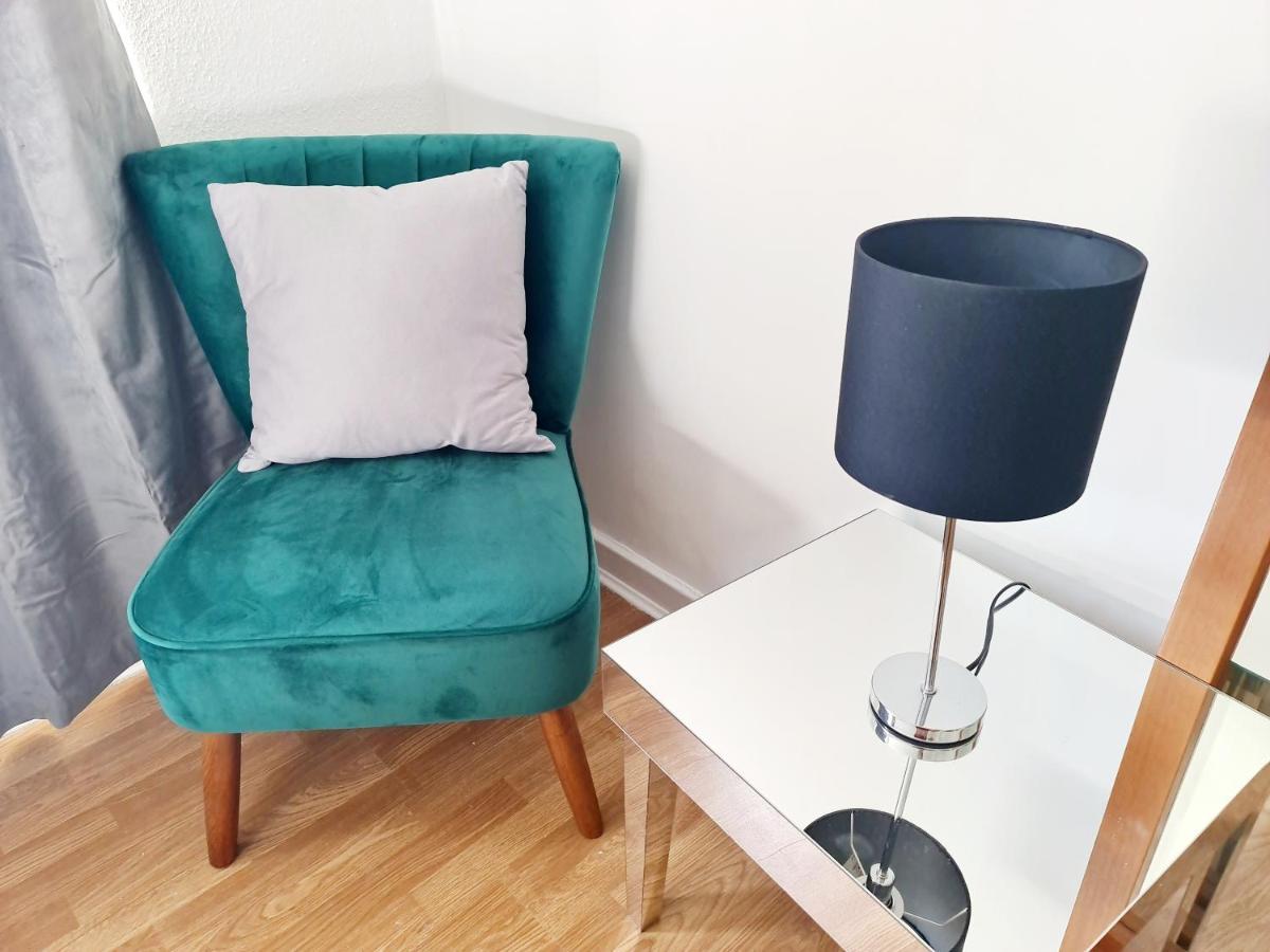 Immaculate 3-Bedrooms Dundee Apartment エクステリア 写真