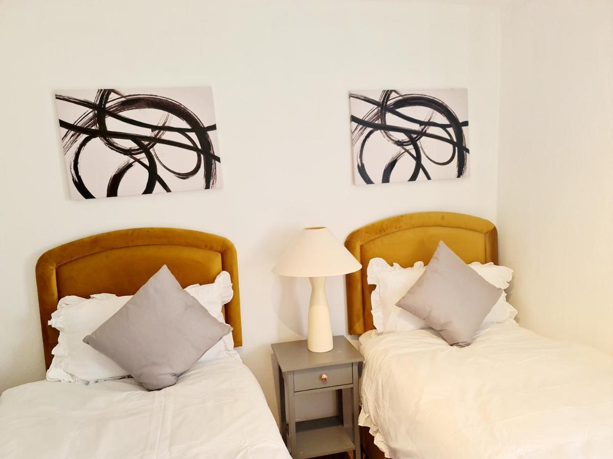 Immaculate 3-Bedrooms Dundee Apartment エクステリア 写真