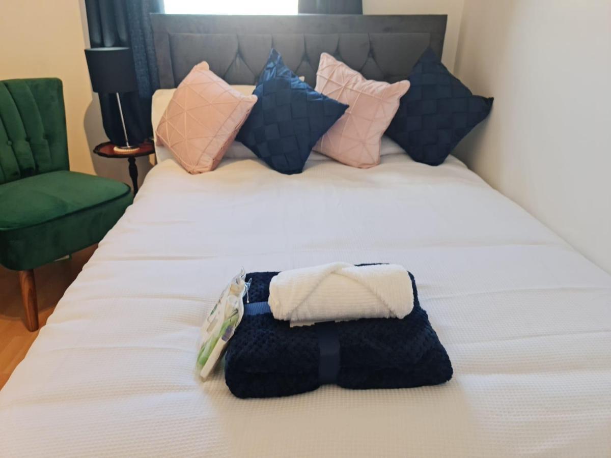 Immaculate 3-Bedrooms Dundee Apartment エクステリア 写真